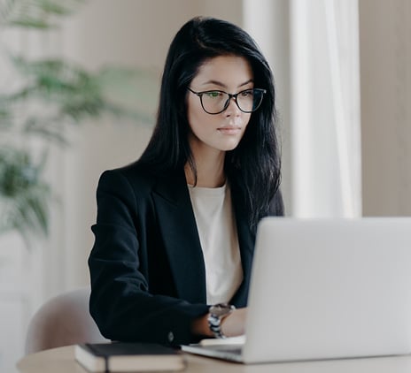 Lever uitbetaalde bedragen aan derden voor 1 februari 2026 aan