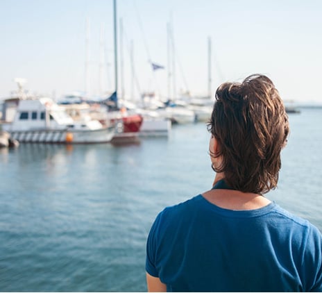 Werknemers tijdelijk aan wal? Let op met afdrachtsvermindering, premies en belastingen!