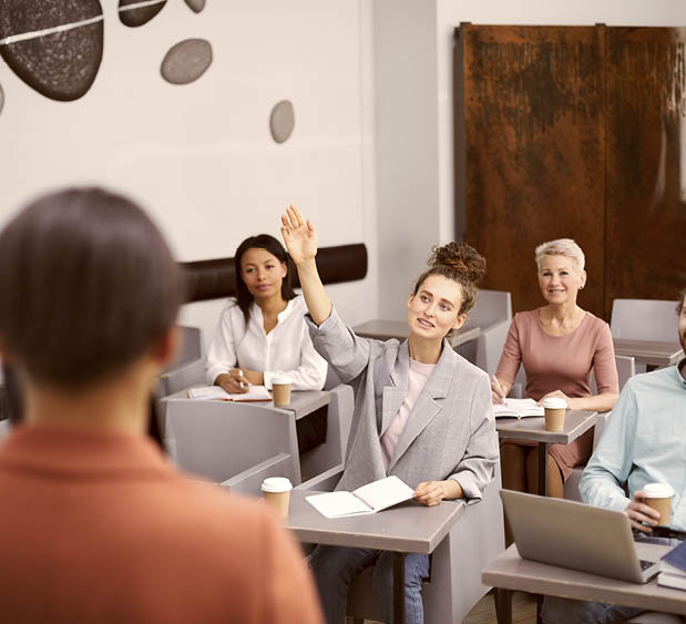 Studiekostenbedingen: zijn ze nog toegestaan?